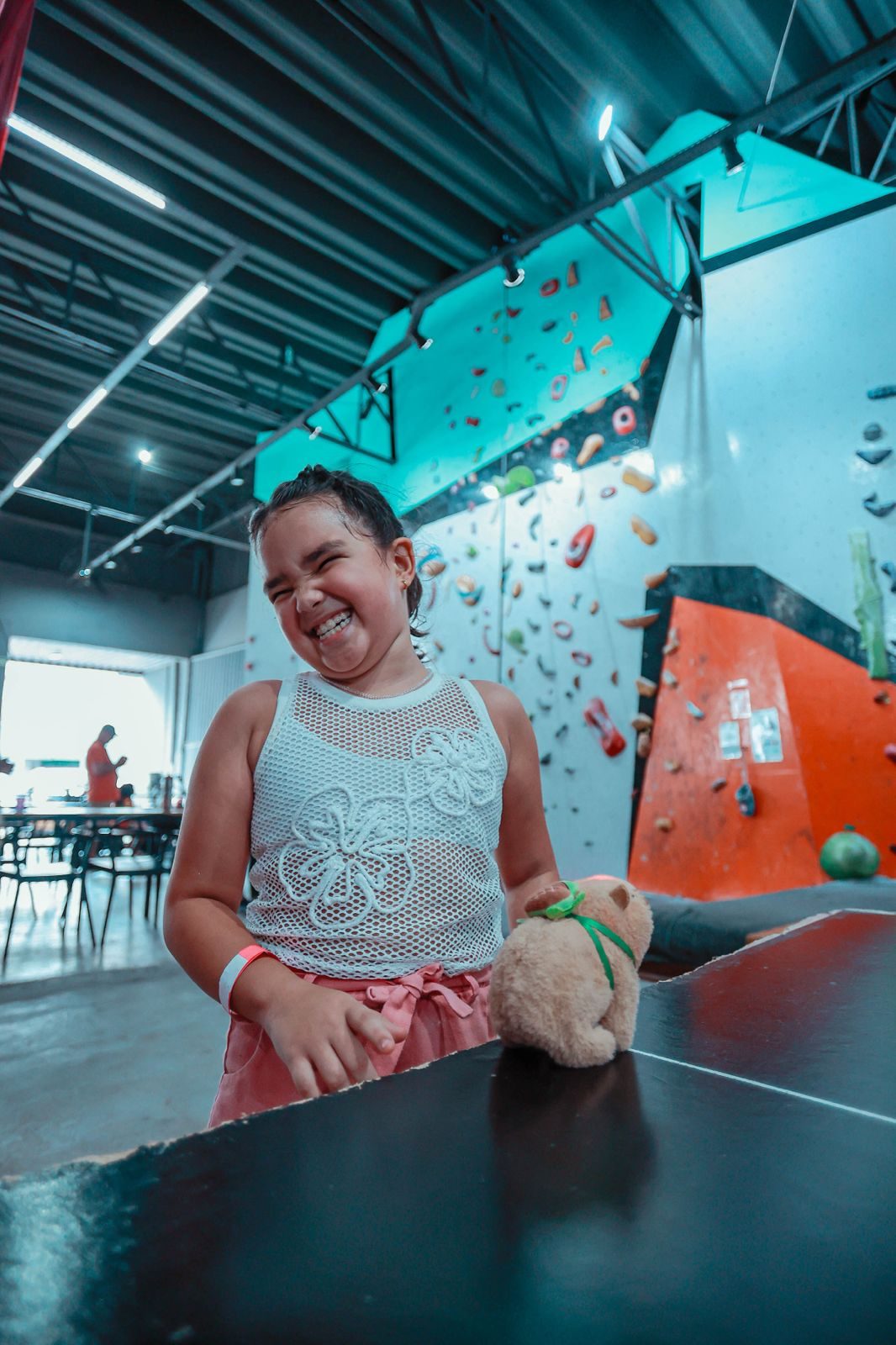Momento da colônia de férias na Toca Escalada